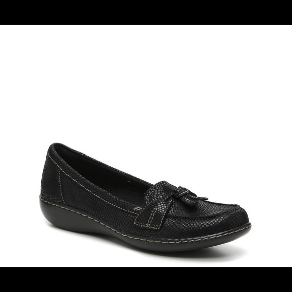 Clark’s Ashland slipon shoes - Picture 1 of 6